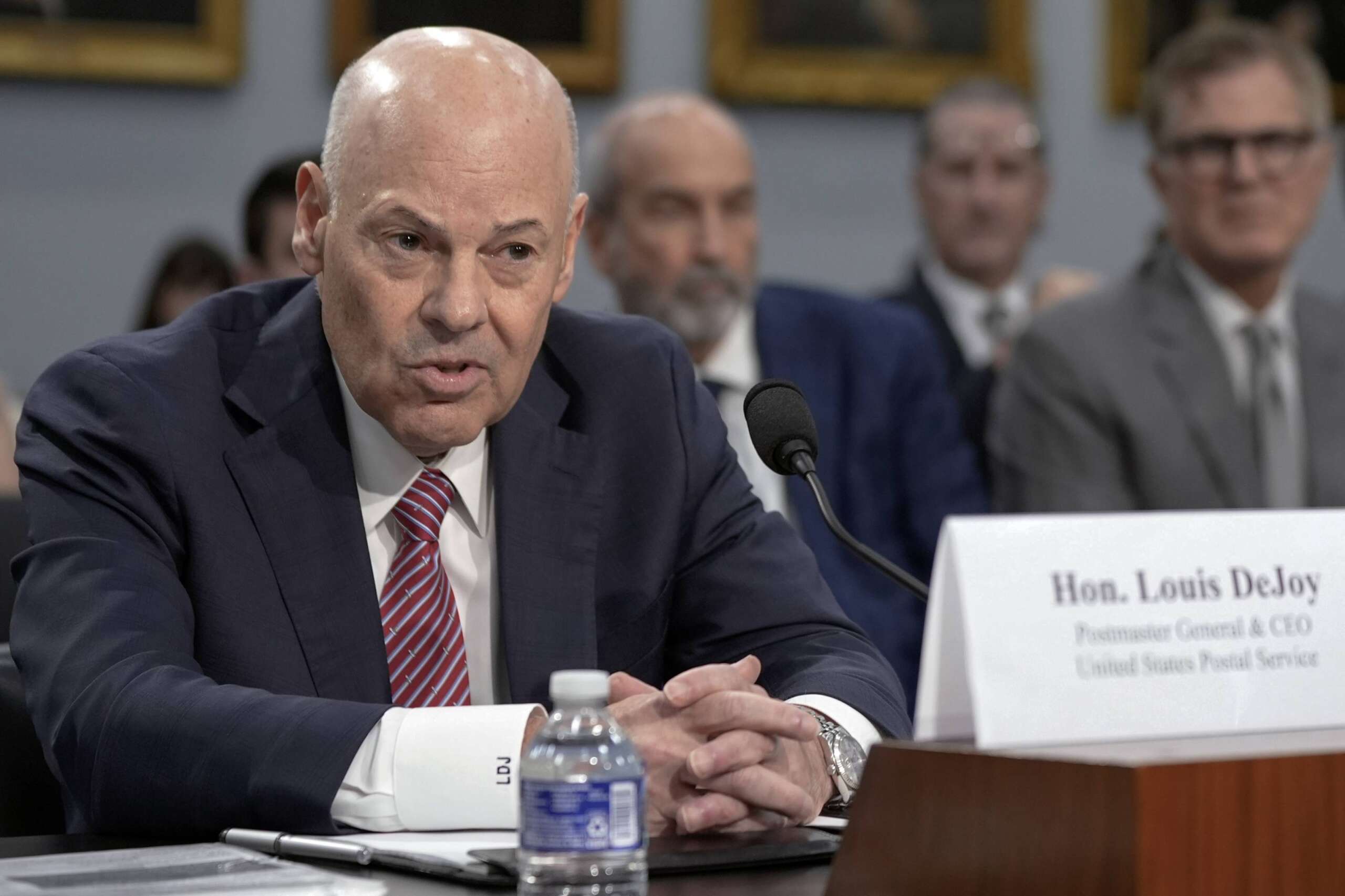 Featured image for USPS Faces $9.5B Loss in 2024, Warns of Potential Bailout Without Cost Cuts