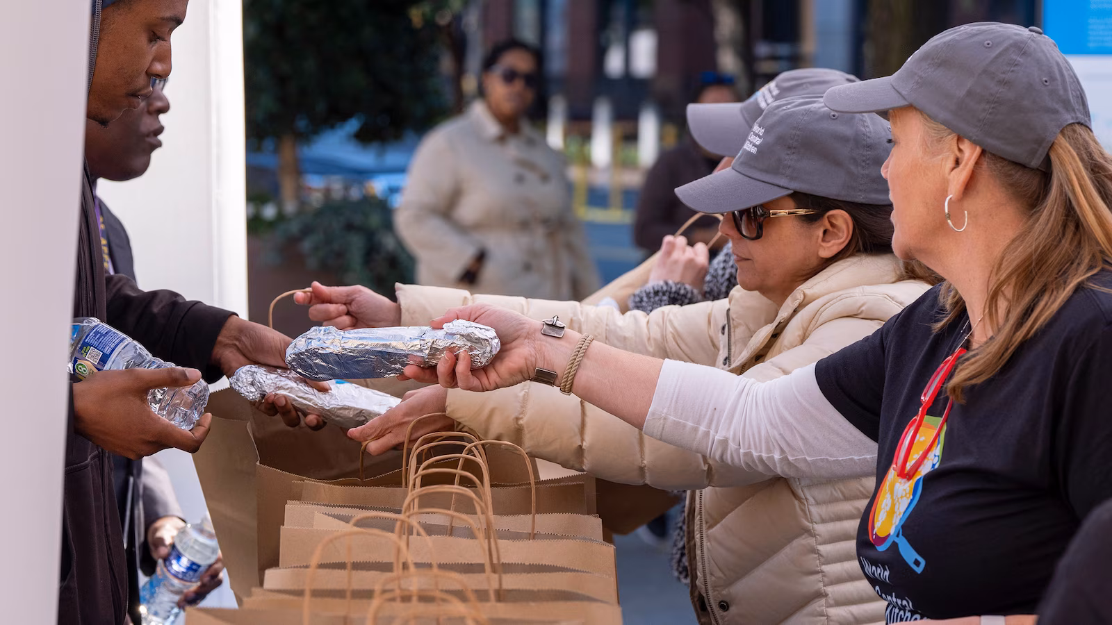 World Central Kitchen Provides Meals to Federal Workers Amid Government Shutdown