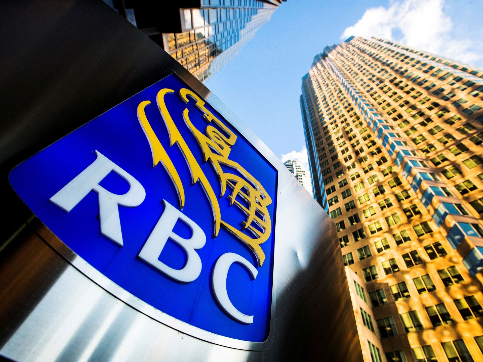 Featured image for RBC, Canada's Largest Bank, Anticipates Economic Downturn and Implements Job Reductions
