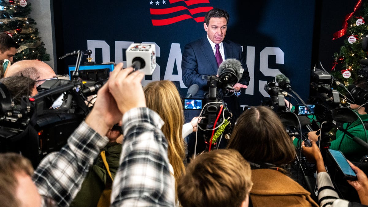 "Ron DeSantis Takes on Trump, Haley, and Key Issues at CNN Town Halls"