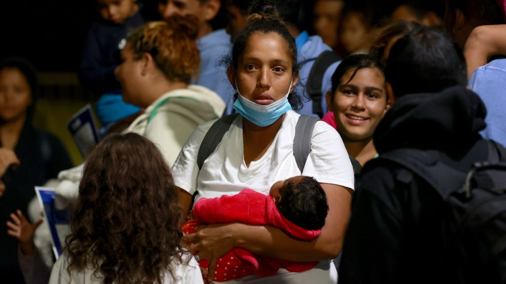 NYC Implements 60-Day Limit on Shelter Stays for Migrant Families with Children