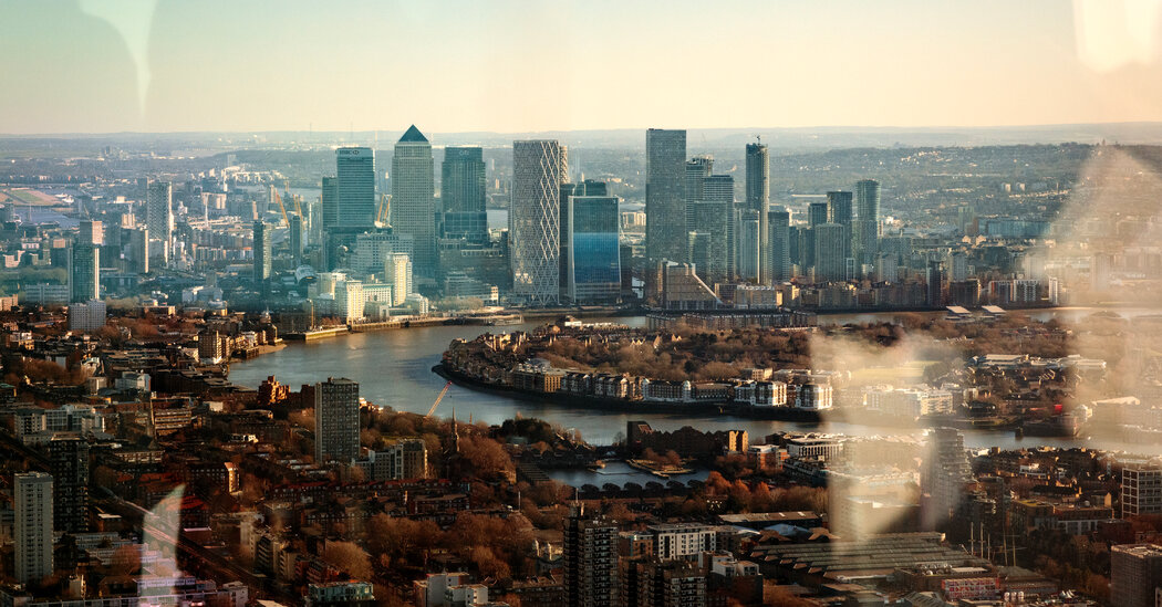 "UK Lawmakers Scrutinize Shein's Potential London IPO Amid U.S.-China Tensions"