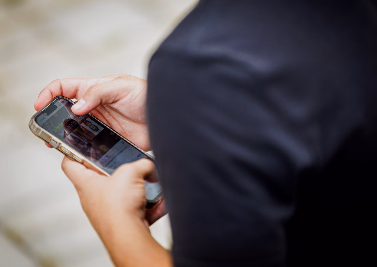 Featured image for Central NY Schools Prepare for Cellphone Ban Amid Concerns and Strategies