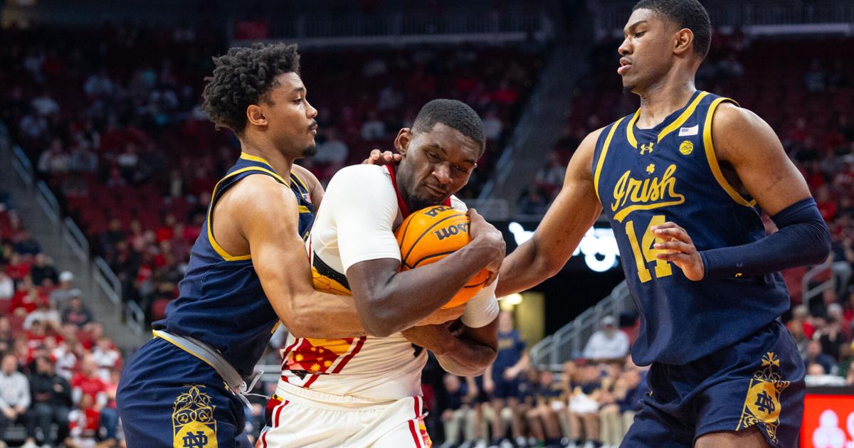 Featured image for "Notre Dame Dominates Louisville with 72-50 Victory"
