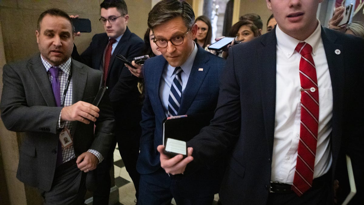 Featured image for "House Passes Bipartisan Tax Bill Expanding Child Tax Credit and Business Breaks"