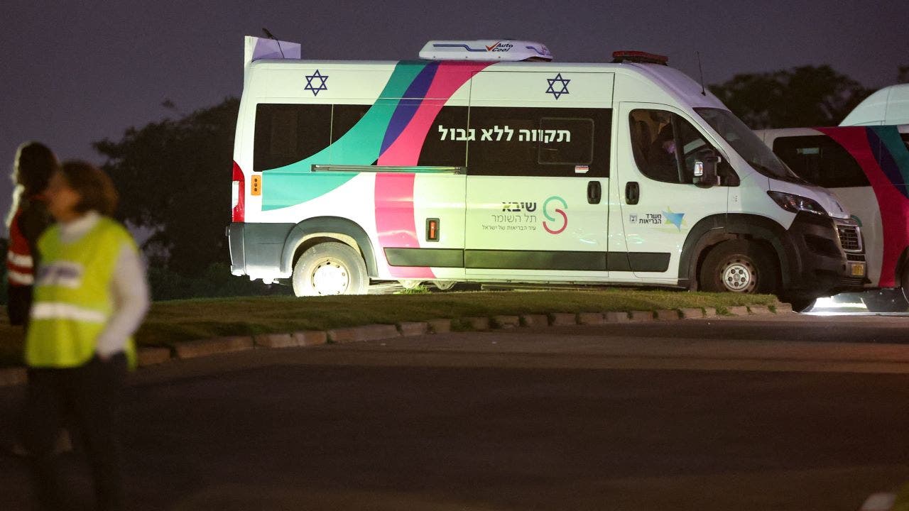 "13 Israeli Hostages Released by Hamas, Transferred to Red Cross in Gaza"