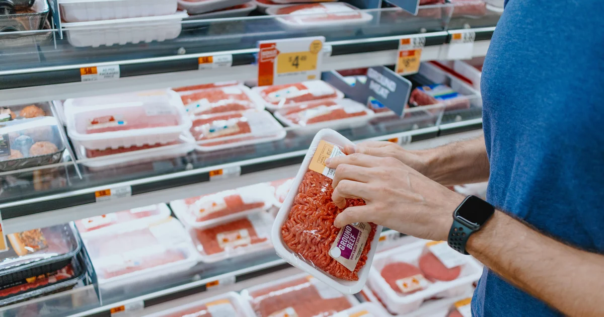 Featured image for Nearly 3,000 Pounds of Ground Beef Recalled Across Multiple States Over E. coli Risk