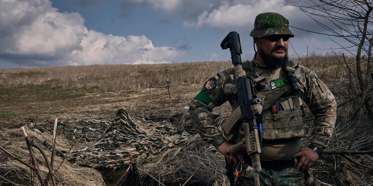 Tensions Escalate as Ukraine and Russia Clash in Eastern Ukraine.