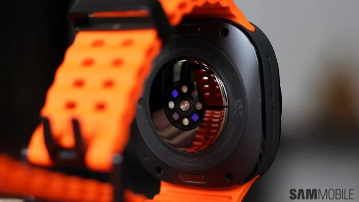 Featured image for Galaxy Watch 7 Users Report Mysterious Phantom Vibrations