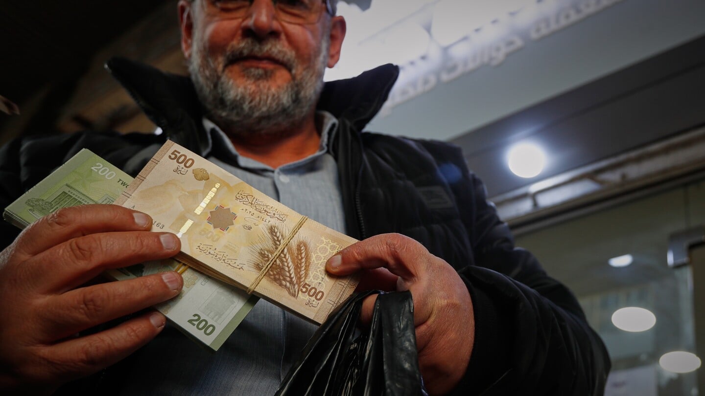 Featured image for Syria Introduces New Currency to Boost Economy and Modernize Banknotes