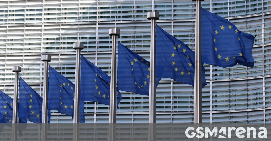 Featured image for EU Exempts Apple iMessage and Microsoft's Edge and Bing from Gatekeeper Status