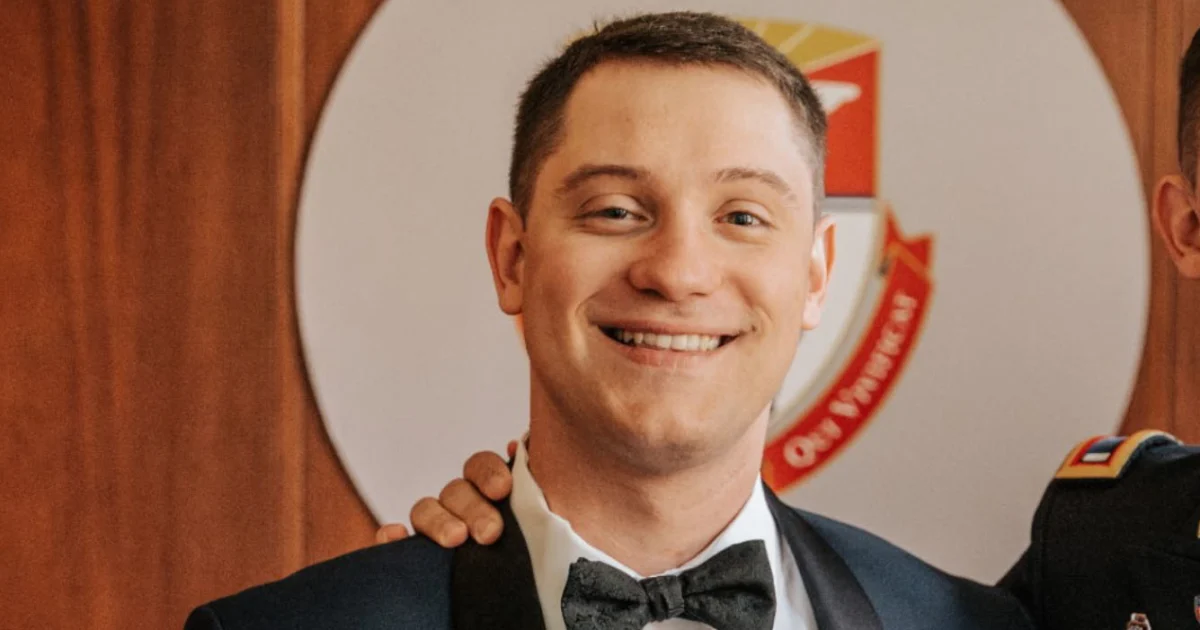 Featured image for Police Officer and Man Die by Suicide Following LASIK Complications