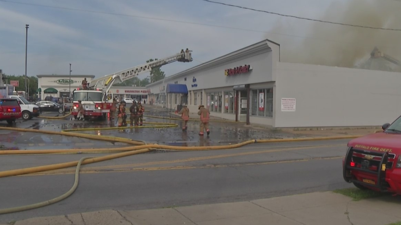 Blaze engulfs Kensington Avenue plaza, prompts 2-alarm response