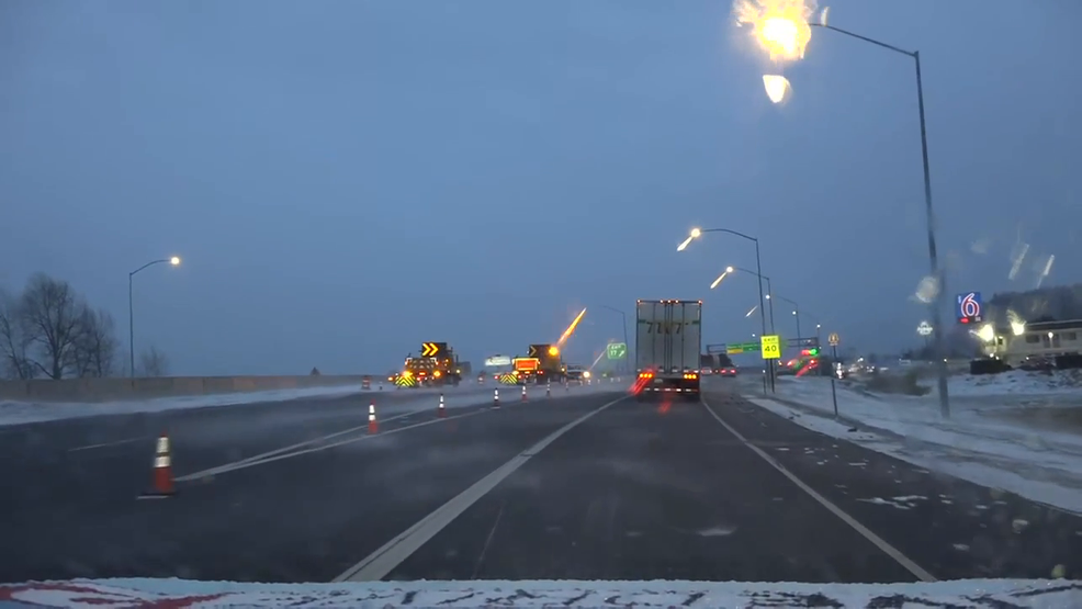 Featured image for "Oregon's I-84 Closed in Columbia River Gorge Due to Winter Storm"