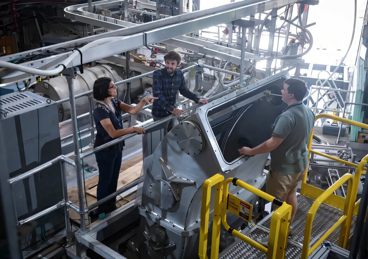 Featured image for Revolutionary Measurement Sets New Record for Free Neutron Lifetime
