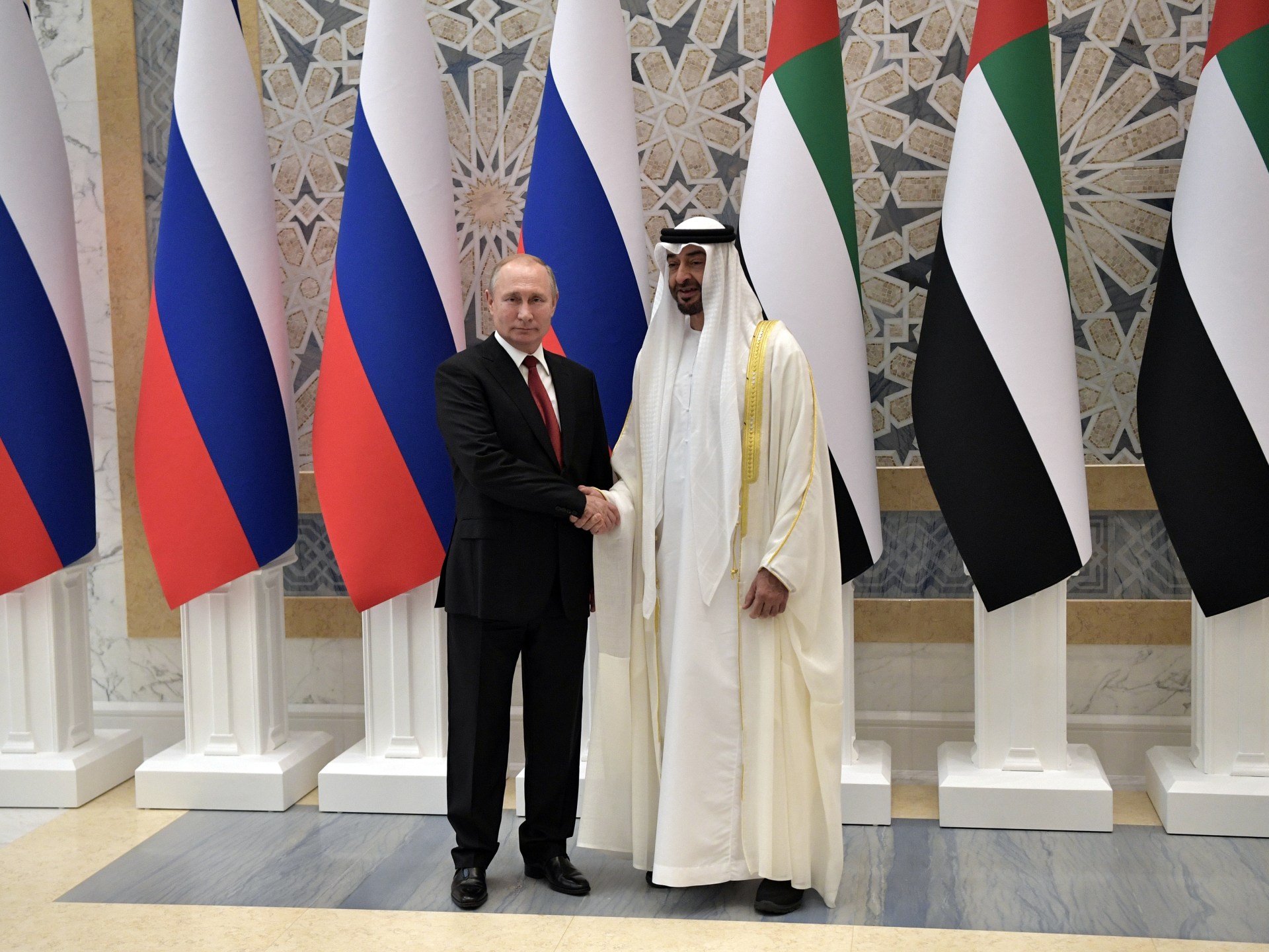 "Putin's Unprecedented Visit: Discussing Israel-Hamas War with Saudi Arabia and UAE"