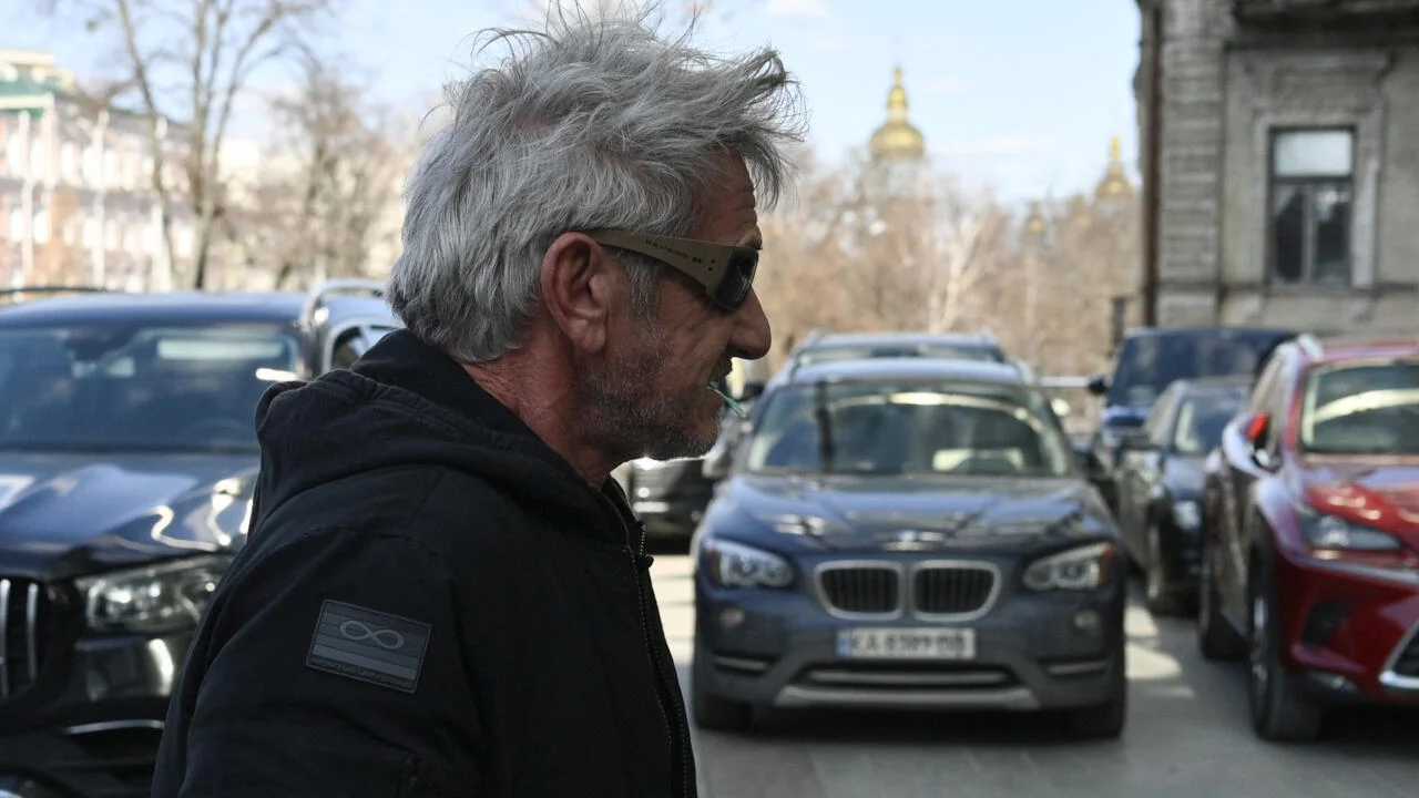 Sean Penn Bypasses Oscar Night for Kyiv Visit