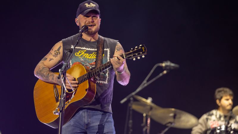 Zach Bryan's New Song Criticizes ICE, Sparks Controversy