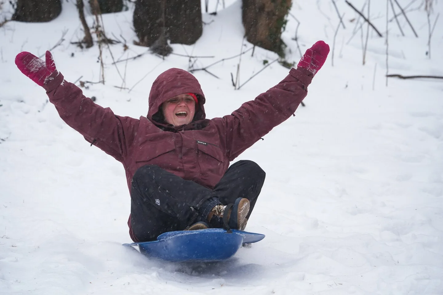 DC-area snowstorm threatens Monday closures for schools and federal offices