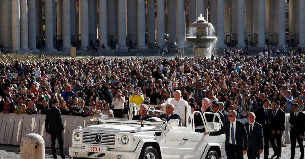 Pope Grants Women Voting Rights at Bishops' Meeting