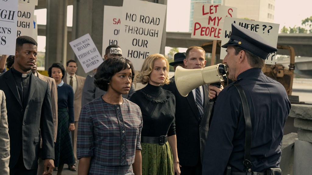 Featured image for Brie Larson Shines in 'Lessons in Chemistry' Season Finale