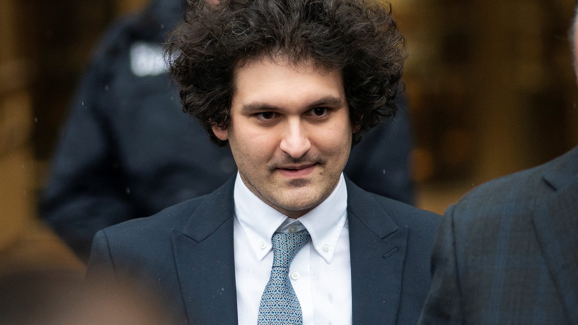 Unveiling the Intriguing Trial of Sam Bankman-Fried: Encrypted Messages, Testimonies, and Financial Deceit