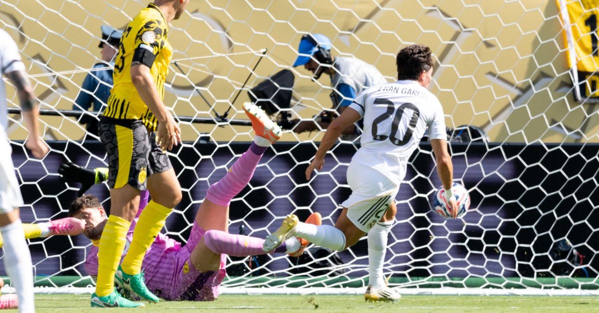 Featured image for Real Madrid's Thrilling 3-2 Victory Over Dortmund Highlights Key Player Performances