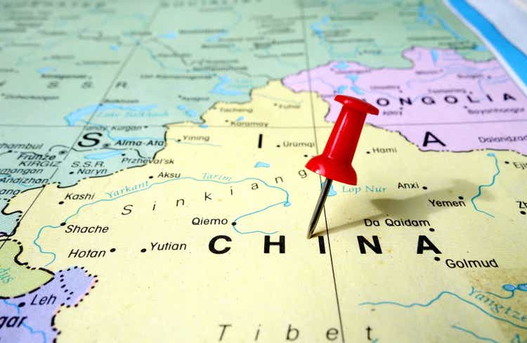 "Senator Sherrod Brown Urges Permanent Ban on Chinese-Made EVs in the US"