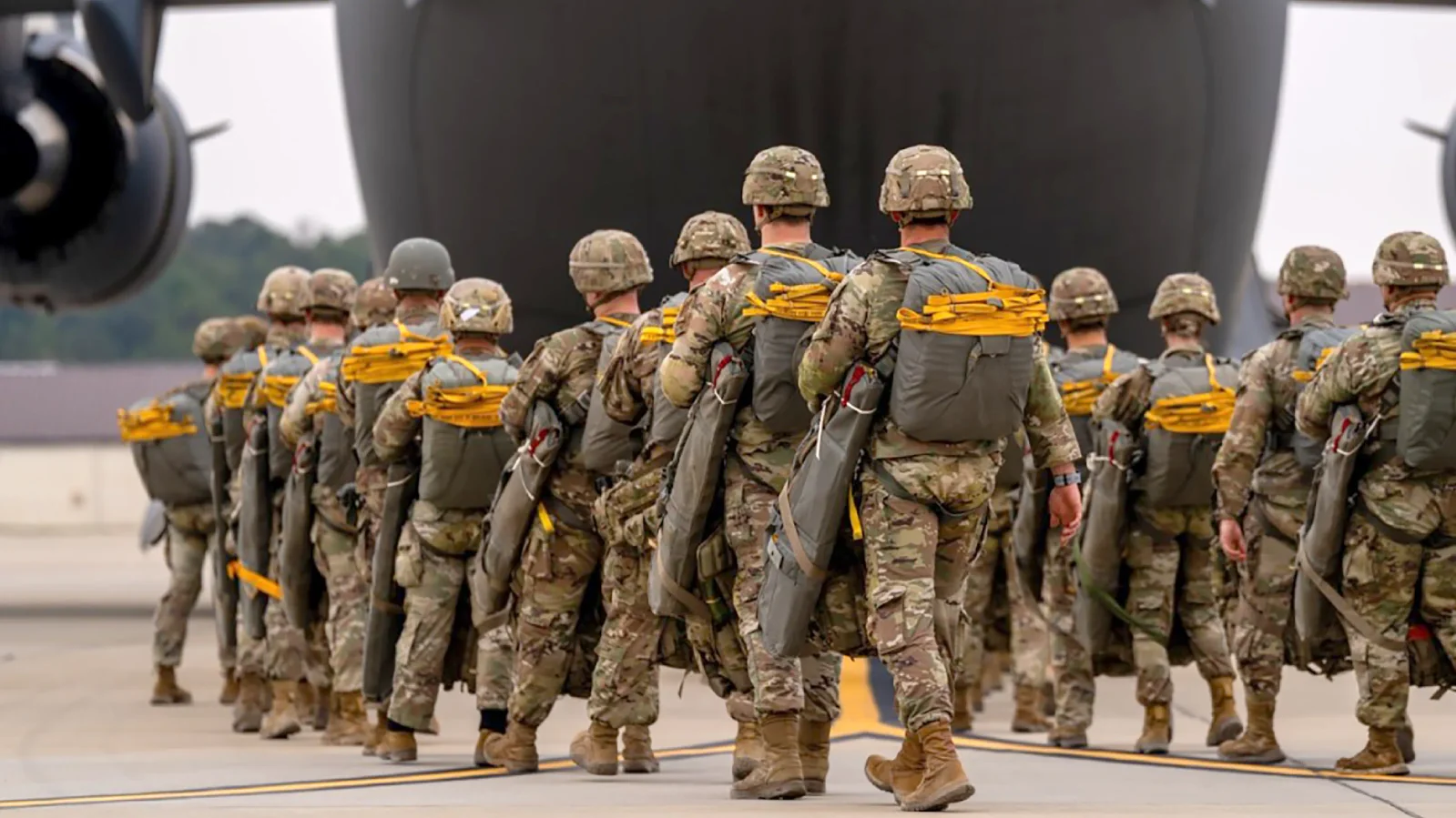 US Deploys 82nd Airborne as Ground Action in Iran Looms