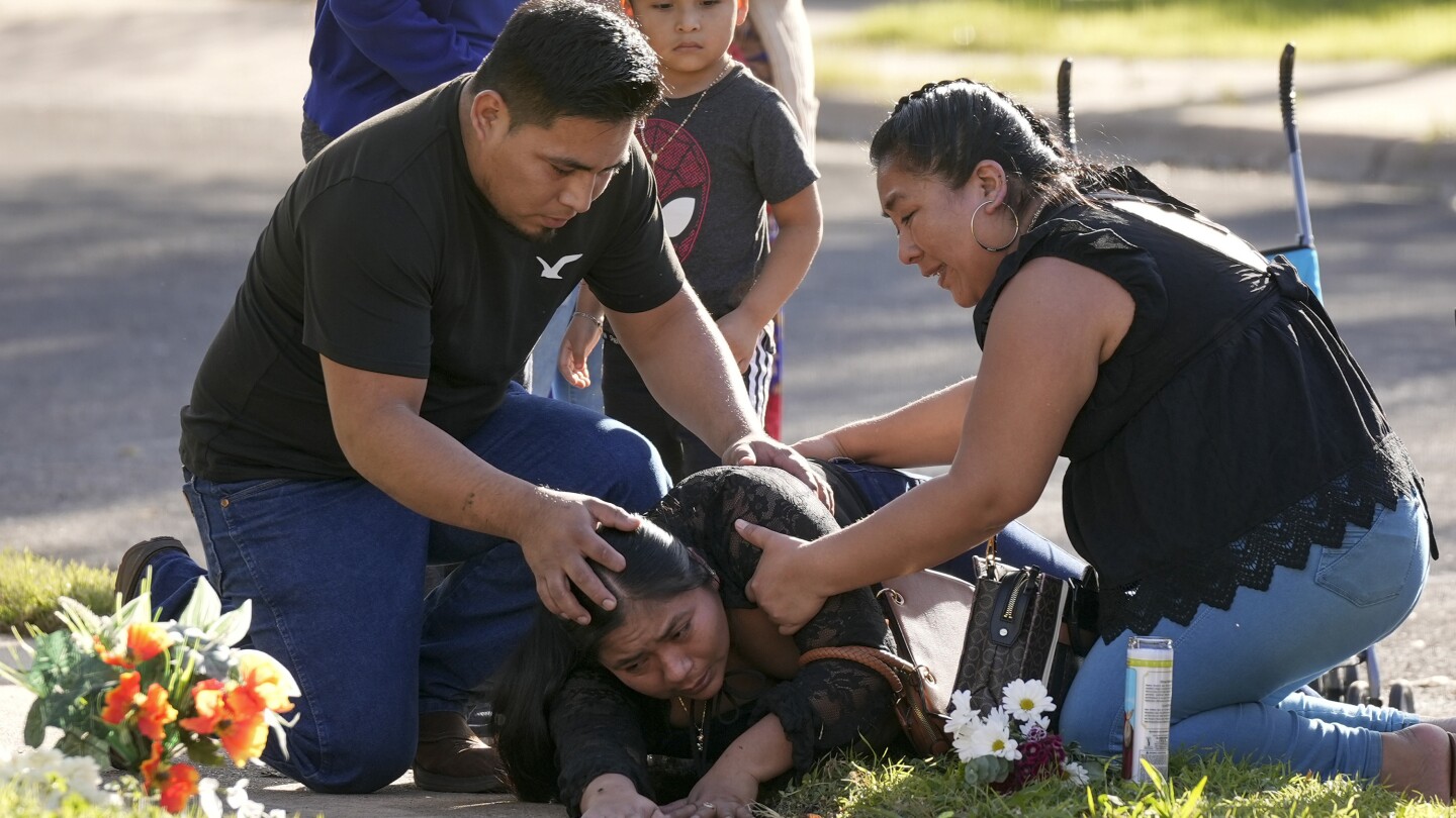 Featured image for Deadly Texas Shooting Spree: Gunman's Parents Among 6 Victims, Suspect Arrested for Capital Murder
