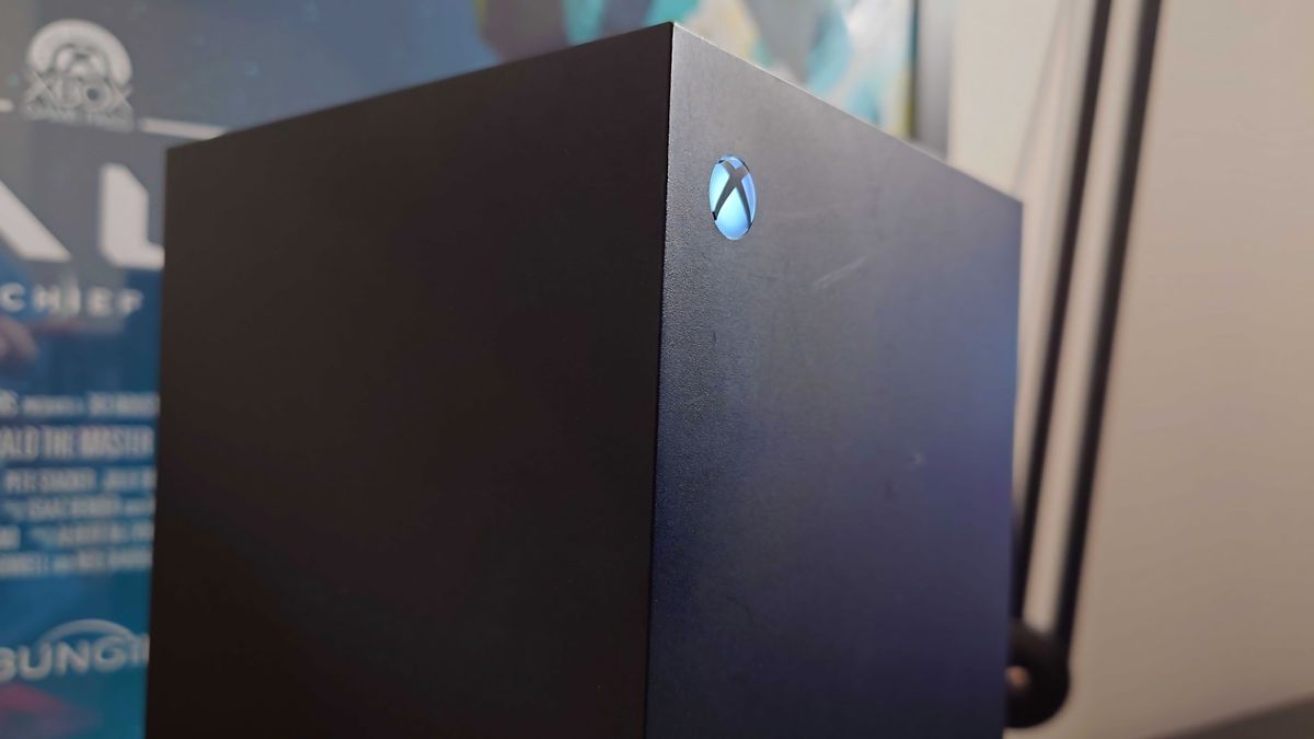 "Unbeatable Deals: How to Score an Xbox Series X for Less"