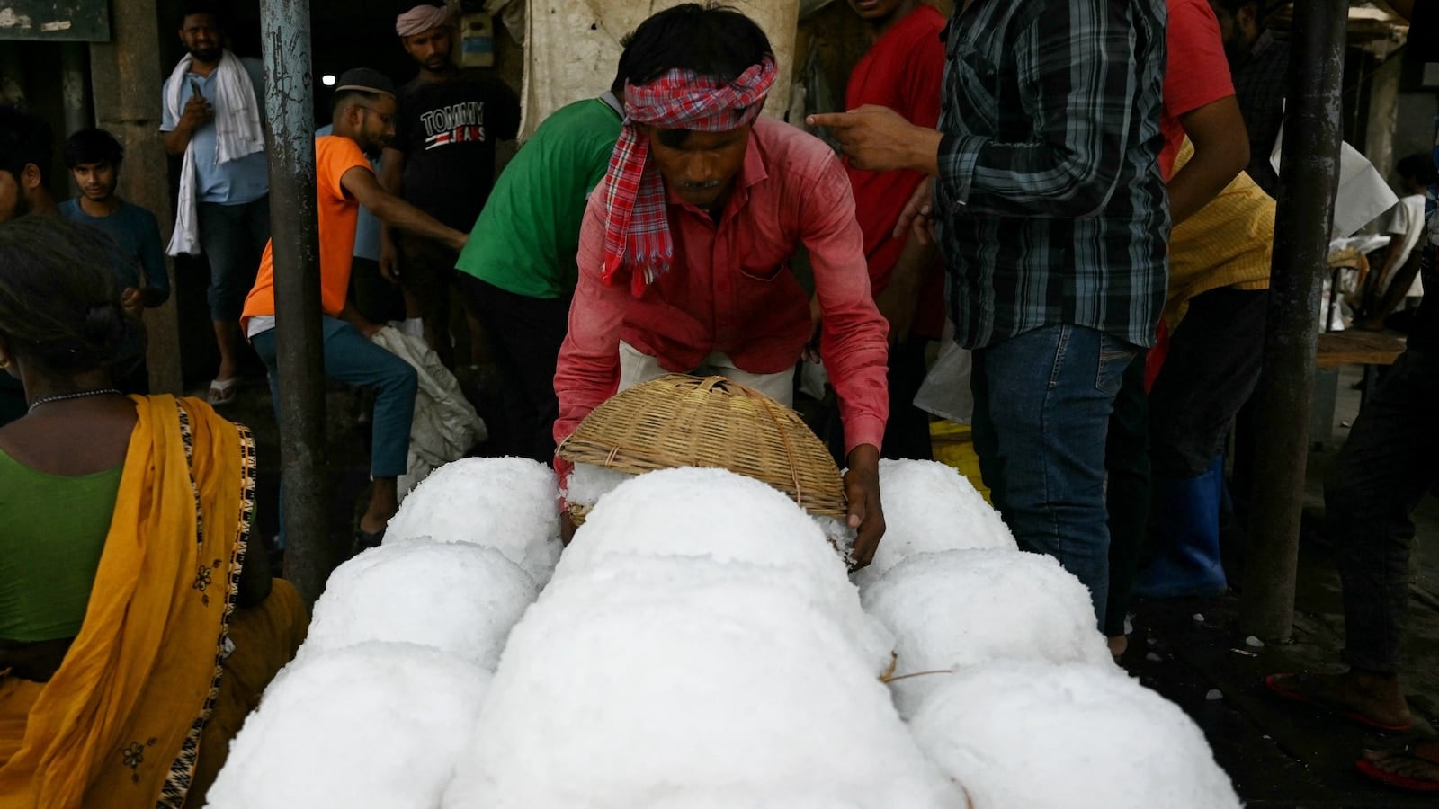 Featured image for Delhi Records Highest Temperature in India's History at 52.3°C