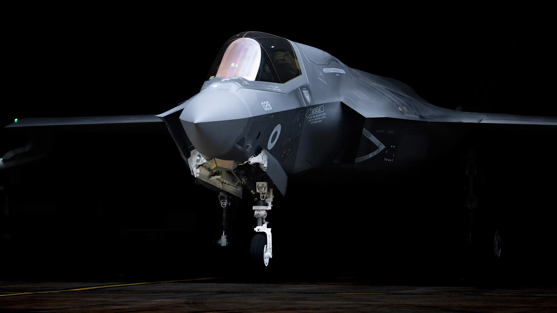 Featured image for UK to Acquire Nuclear-Capable F-35 Jets Amid Military Expansion