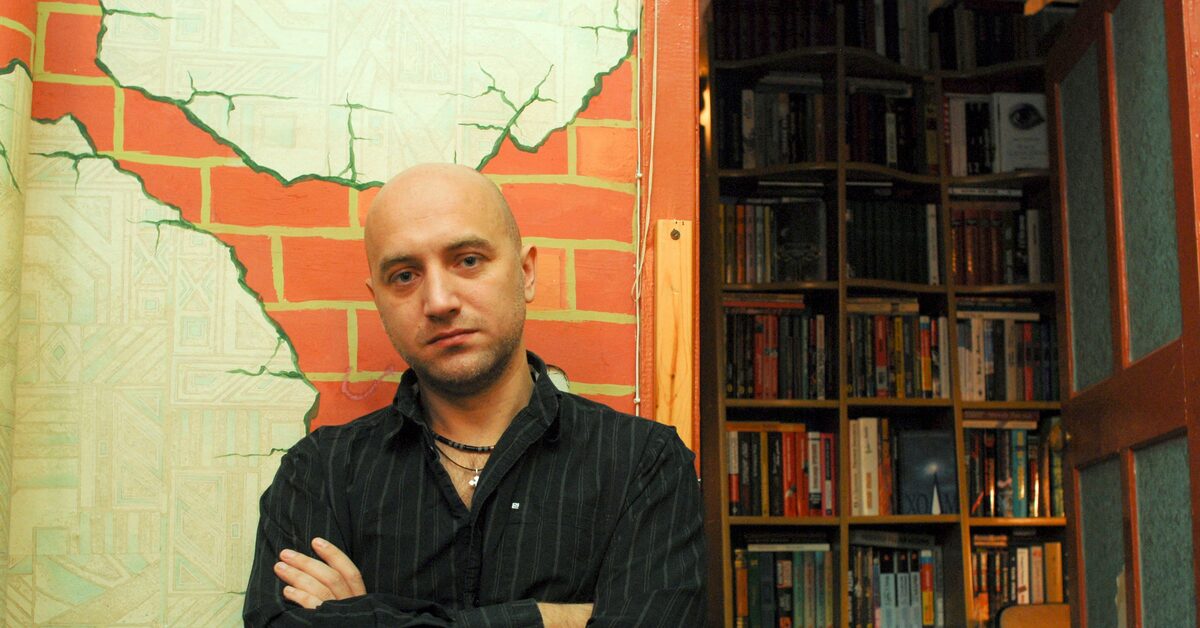 Car bombing targets Russian nationalist writer, leaves one dead.