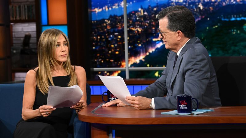 Featured image for Jennifer Aniston Adopted Her First Dog After 'Friends' Appearance