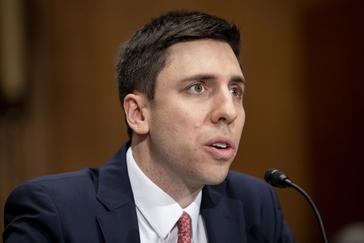 Featured image for Trump Nominates Travis Hill as FDIC Chair