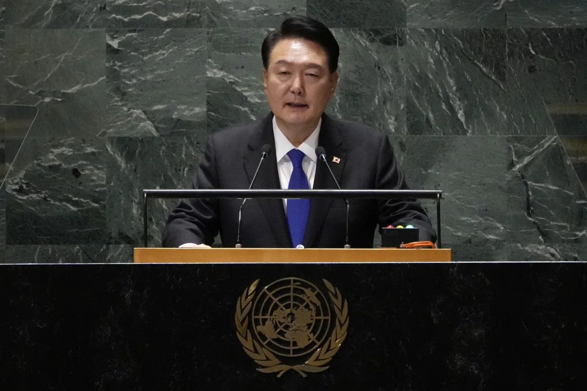 South Korean Leader's Warning to Russia: No Weapons Collaboration with North Korea