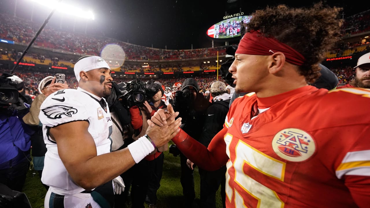 "NFL Power Rankings: Eagles and Chiefs Lead, Broncos Make a Strong Comeback"