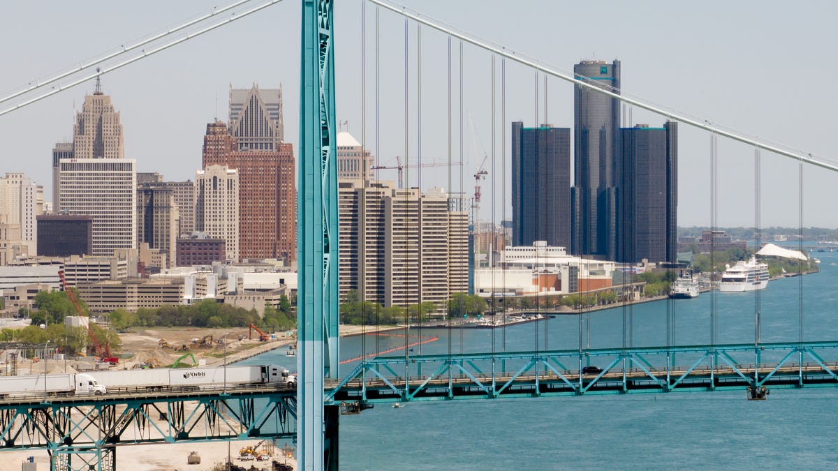 Featured image for Dramatic Rescue: Worker Survives Terrifying Fall from Ambassador Bridge