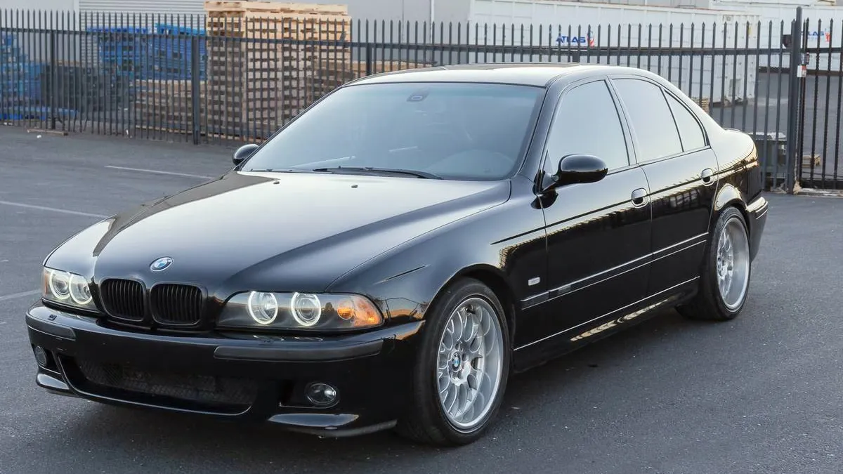 Featured image for Is This 2000 BMW M5 a Steal at $19,495?