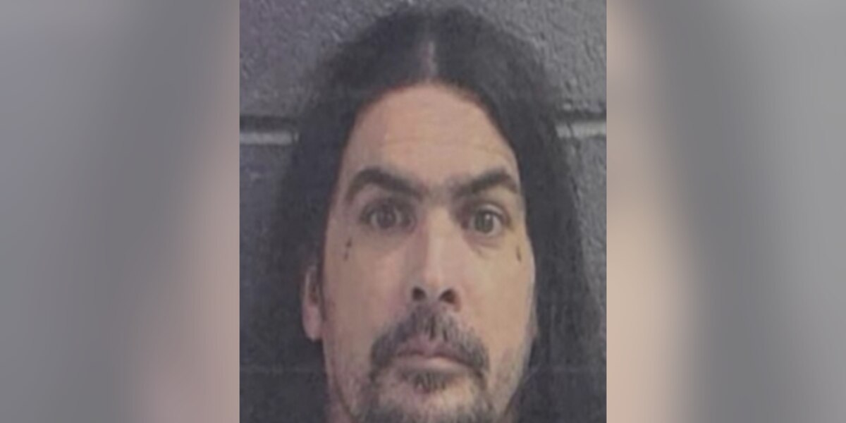 Both escaped Virginia inmates found and captured on Longwood University campus.