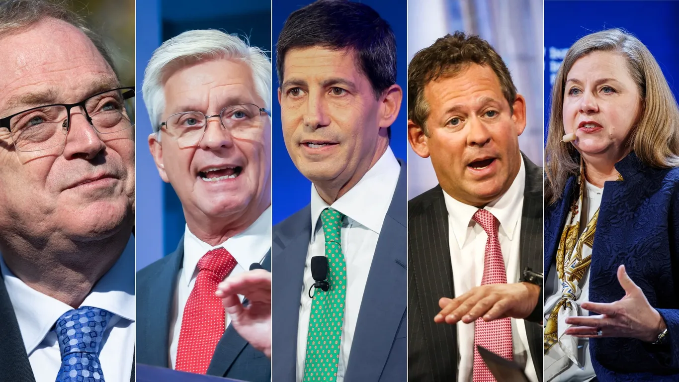 Featured image for Trump narrows down Fed chair finalists, decision expected by year-end