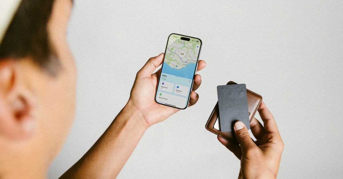 Featured image for Nomad's New MagSafe Tracking Card: A Must-Have for iPhone Users