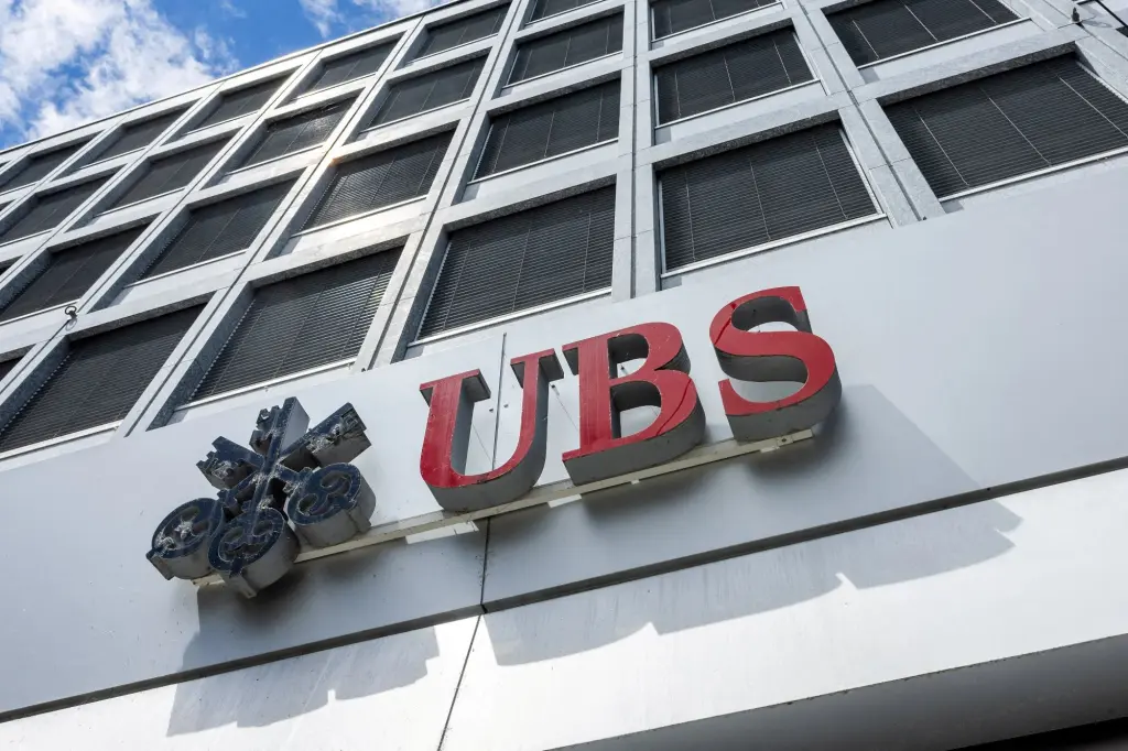 Featured image for UBS Considers U.S. Move to Circumvent Swiss Regulations