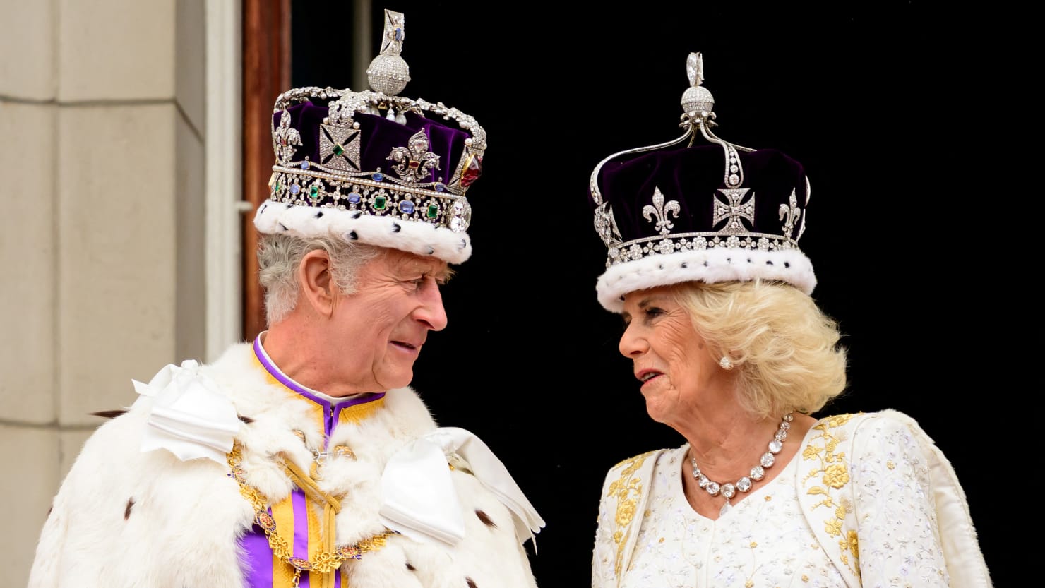 "King Charles' Mushroom Foraging Interrupted by Queen Elizabeth's Death"