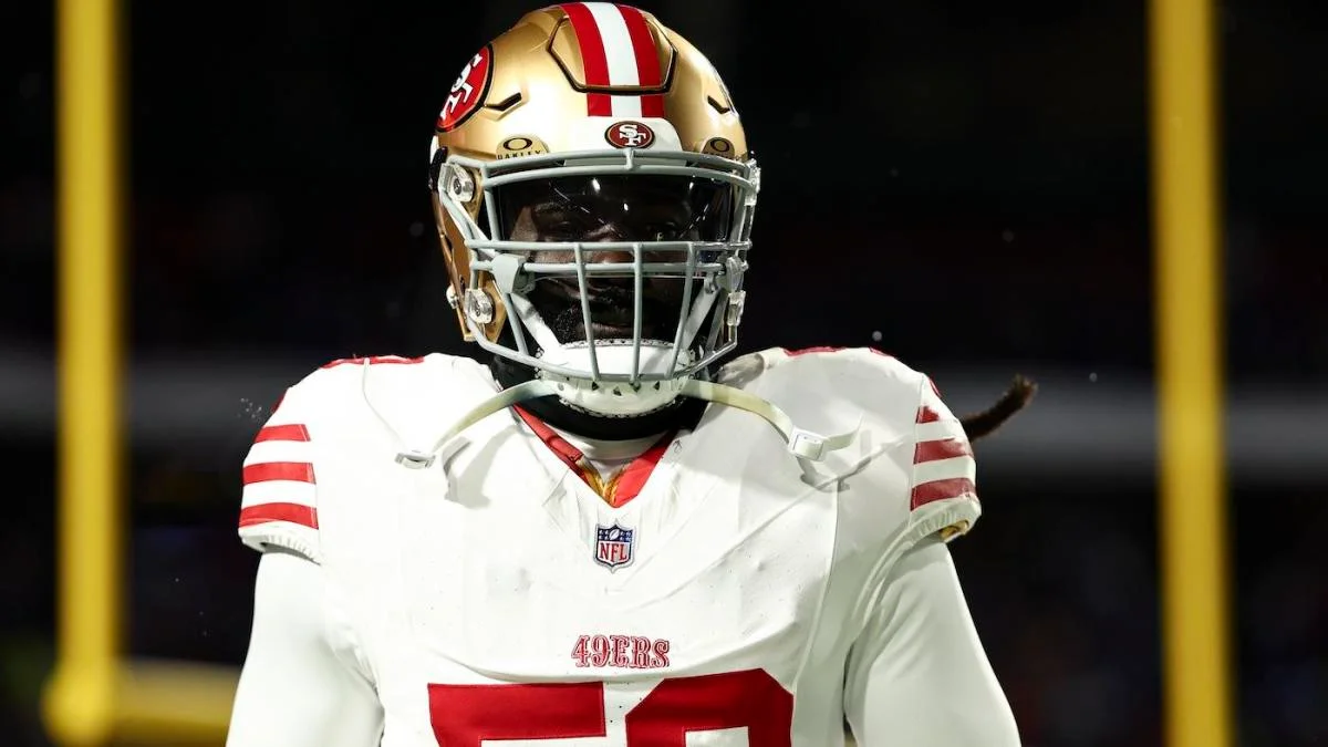 Featured image for 49ers' De'Vondre Campbell exits game, refuses to play against Rams
