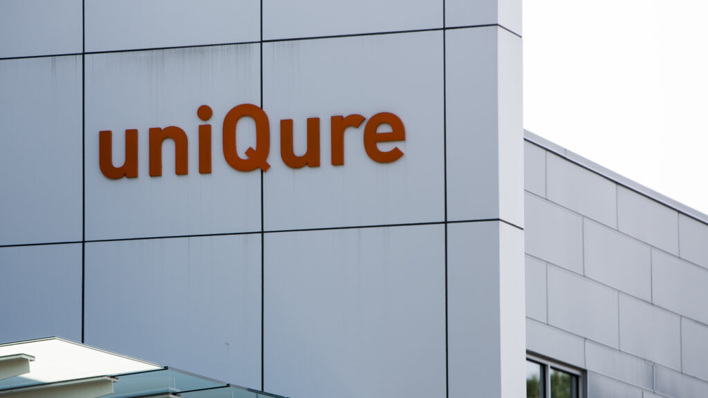 Featured image for UniQure Shares Drop 67% After FDA Questions Huntington’s Disease Therapy