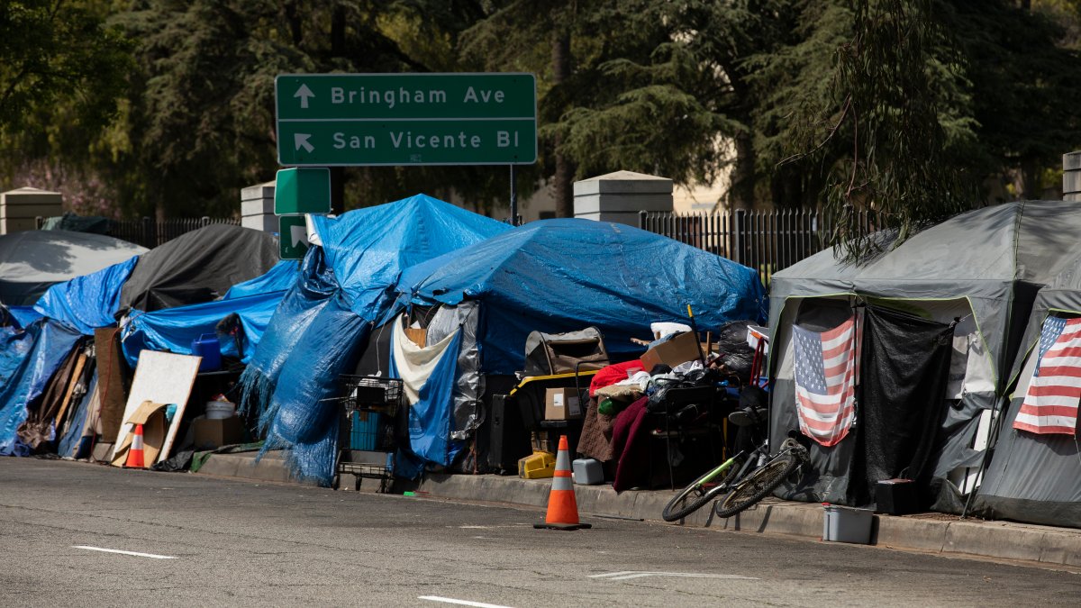 Californians pushed into homelessness by high housing costs and low income, says study.