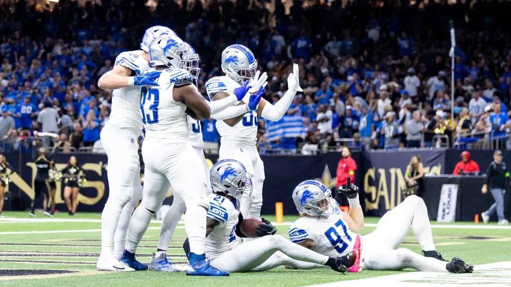 Featured image for Lions' Win Over Saints: Snap Count Notes, Defense Assessment, Game-Winning Plays, and Stock Report