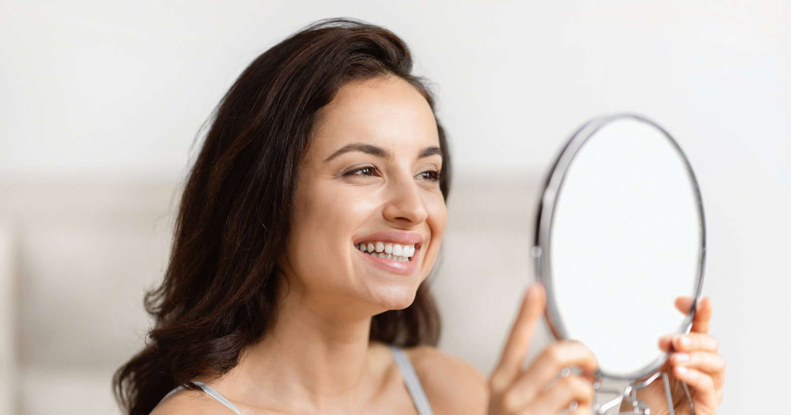 Featured image for 6 Daily Habits to Look Younger in 30 Days